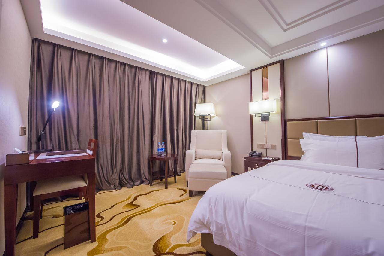 Guilin Tailian Hotel מראה חיצוני תמונה