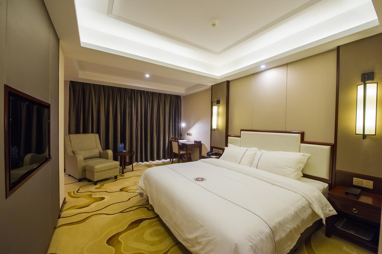 Guilin Tailian Hotel מראה חיצוני תמונה