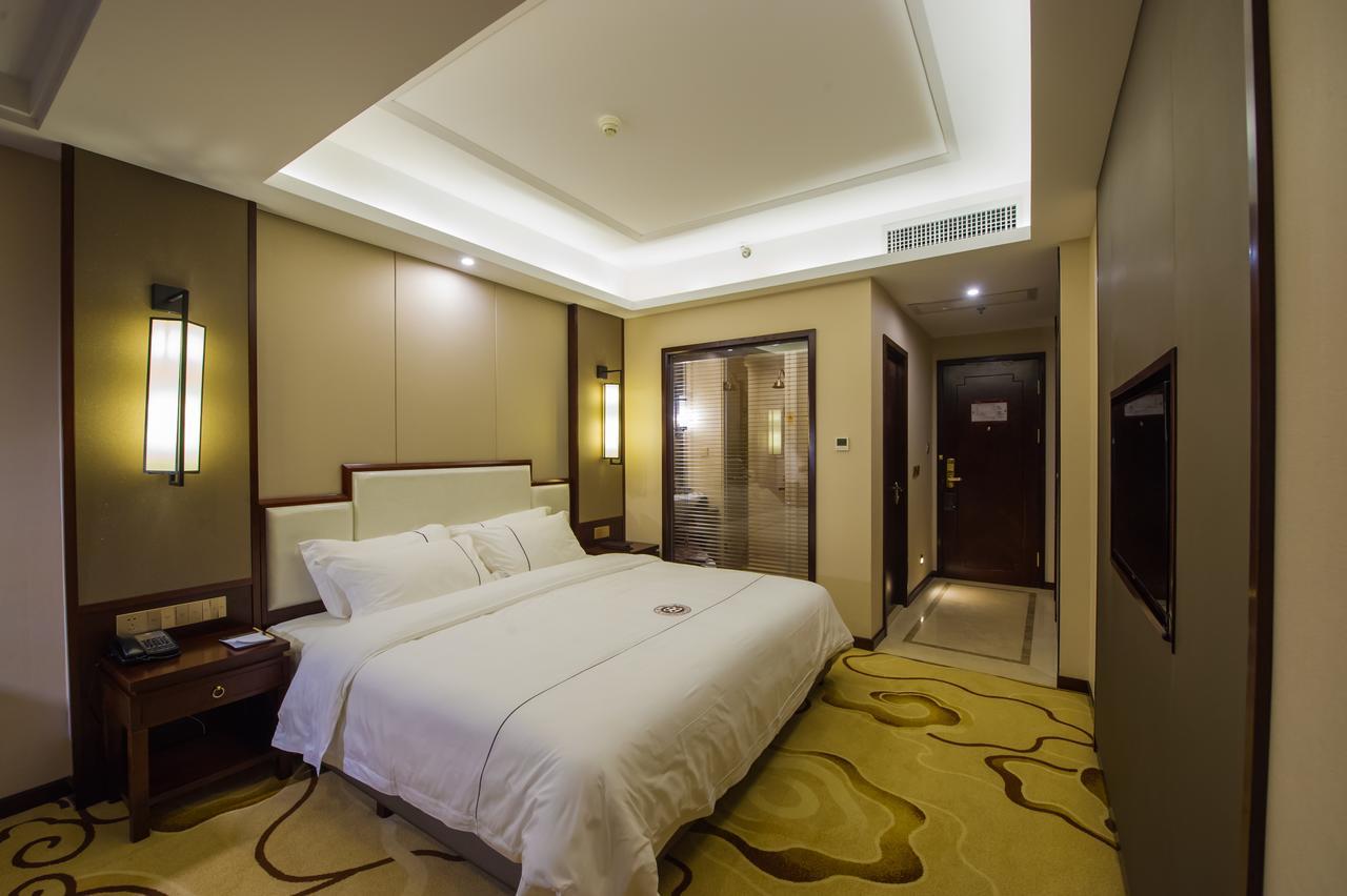 Guilin Tailian Hotel מראה חיצוני תמונה